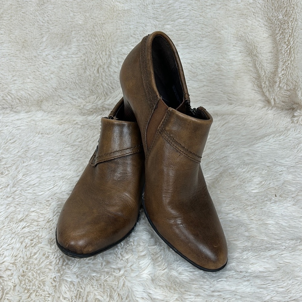 Born Tanya brown ankle boots-8.5